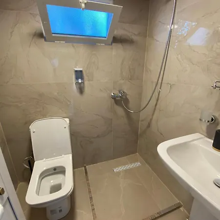 Mine Peza Apartmán *